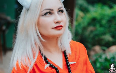 Francy Miler model art gallery