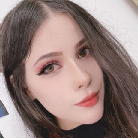 Laura Maya free actress pics