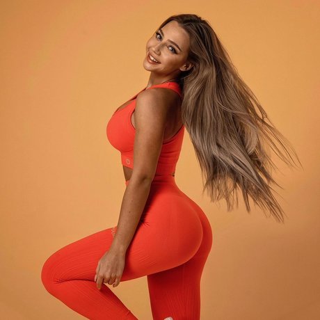 Anya Hryshchenko pretty pornstar picture