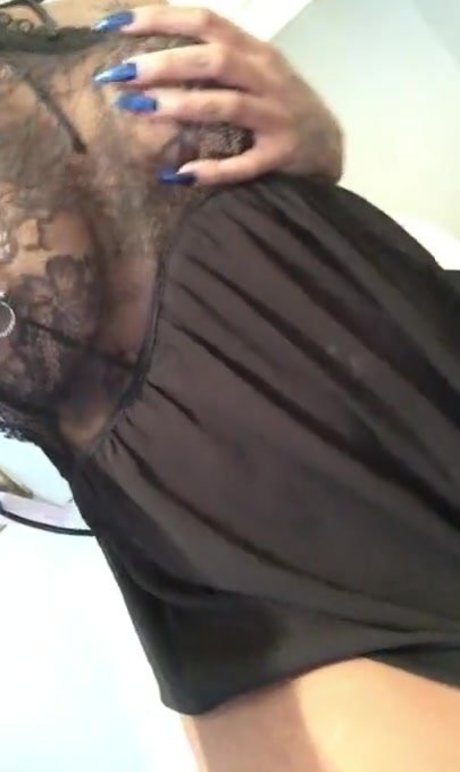 Santana Skyy erotic pornstar photos