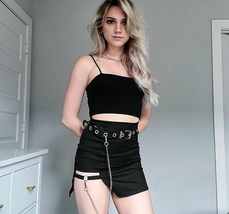 pretty ebony onlyfans sexy nude picture