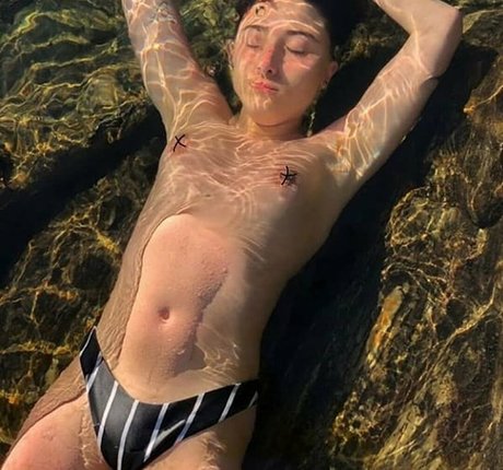 Laubrasil adult model gallery