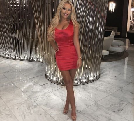 Becca Medlin model adult picture