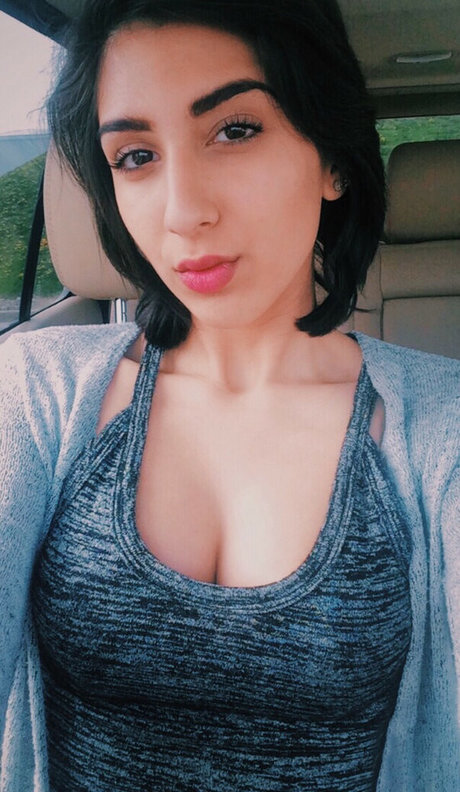 Jasdeep Johal star naked pictures