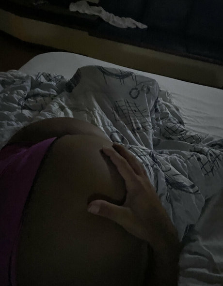 Etiane Felix hd actress image