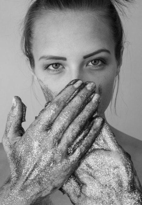 Kinga Chorostowska beautiful star images