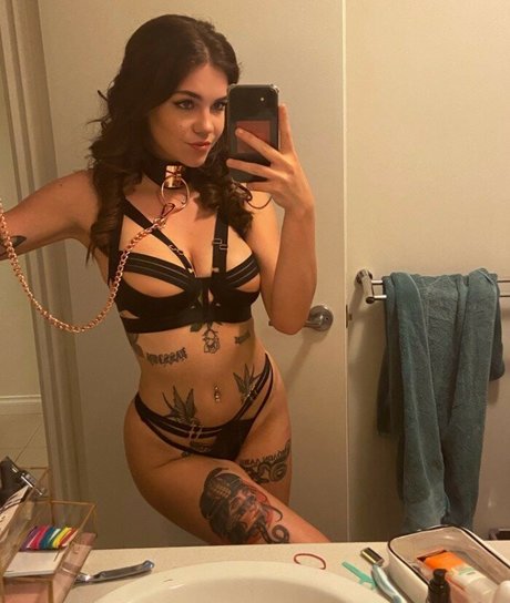 Cat Sandrusky star exclusive image