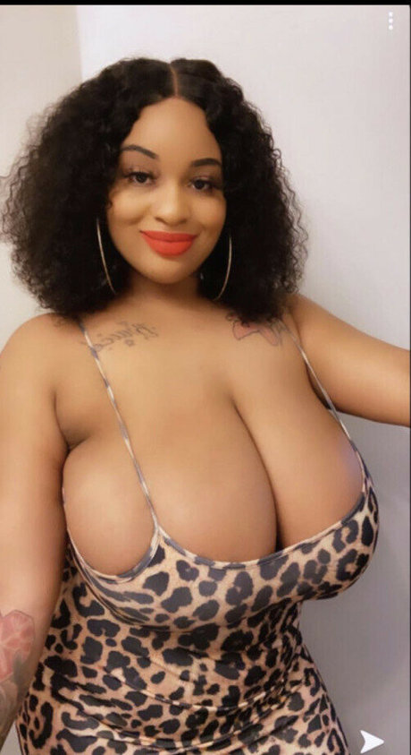 Itsnayhoee pornstar sex images