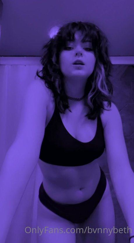 BvnnyBeth nice star photo