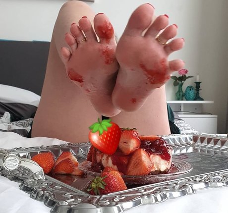 Deliciousdutchfeet nice pornstar galleries