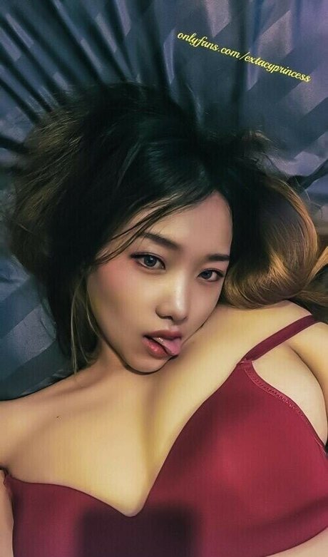 sxxxtacy adult actress photos