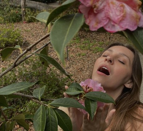 sex scene onlyfans pornographic images