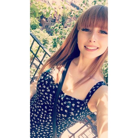 elie dr hot star photo