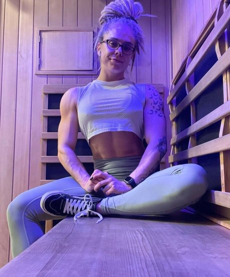 Mel With The Dreads model perfect photo