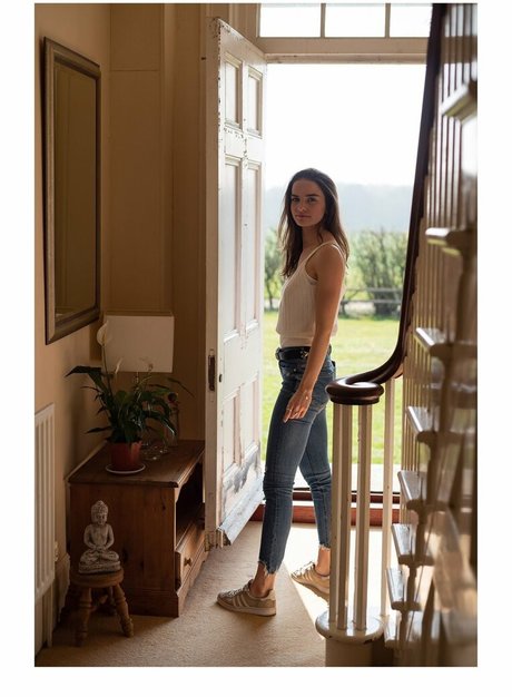 Catie Munnings erotic model gallery