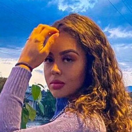 Lilnomib sexy star picture