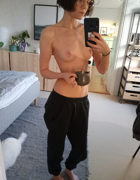 Bluimon hot model photos