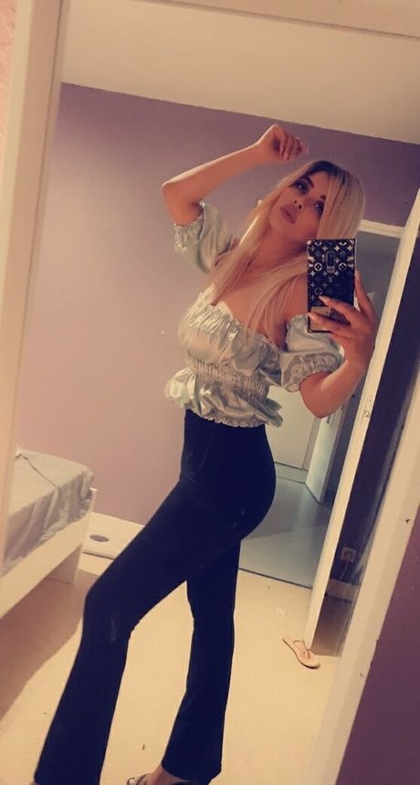 Ahlem nudes pornstar pictures