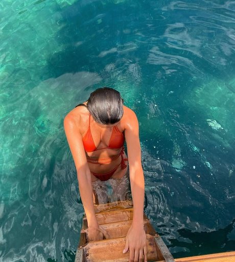 Alice Llenas nudes actress pic