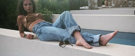 Alexi Pappas free star pictures