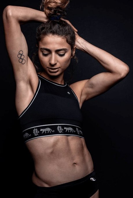 Alexi Pappas art actress image