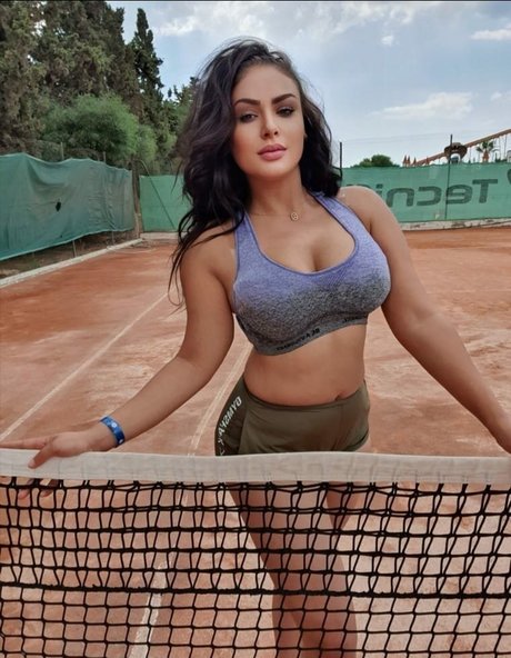 Narjes Beji perfect model gallery