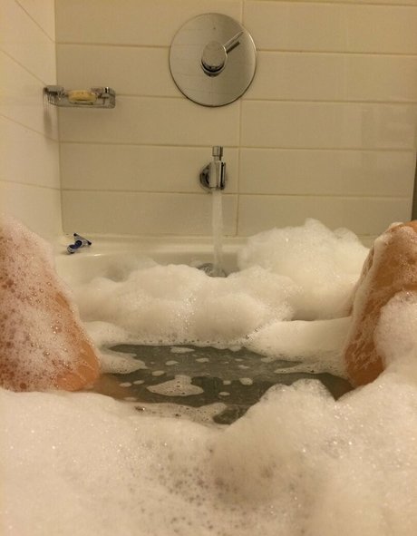 Britne Oldford sex model images