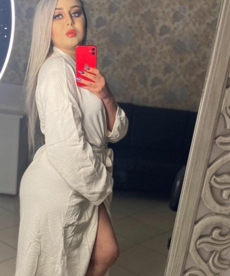 Islem Souilem star sexy galleries