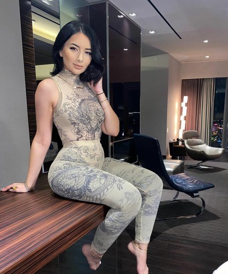 FeetByJo top pornstar image