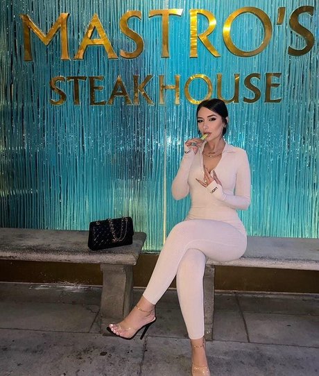 FeetByJo pornstar hot gallery