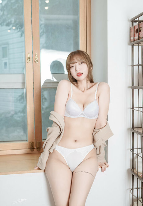 eyes onlyfans art naked archive