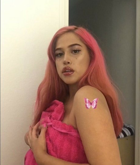 LaMoneyDiosa model sex picture