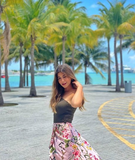 Malak Koura adult star gallery