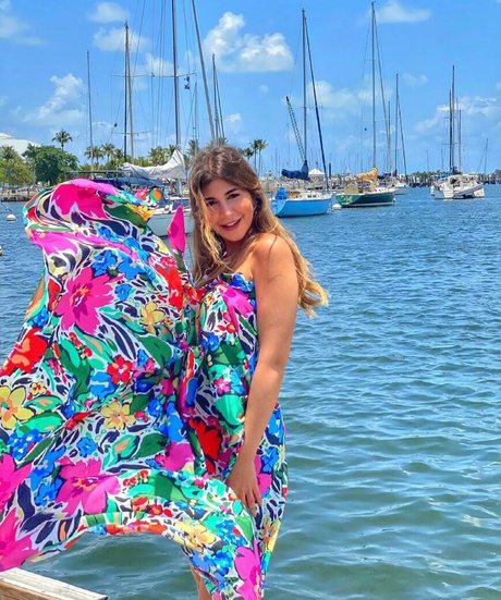 Malak Koura sex model img