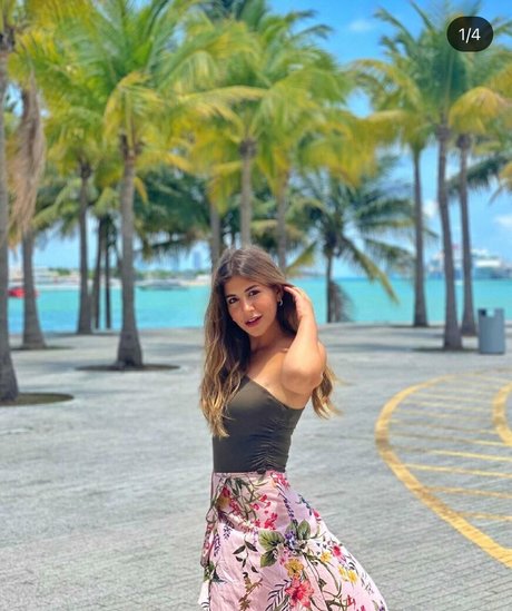 Malak Koura nice model pic