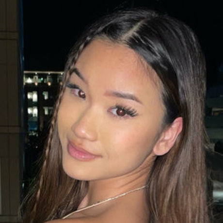 Lily Luen model pretty pictures