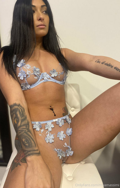 myamassimi_ star pornographic pic