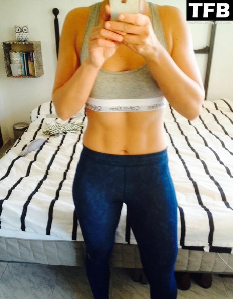 Claire Hutchings star galleries