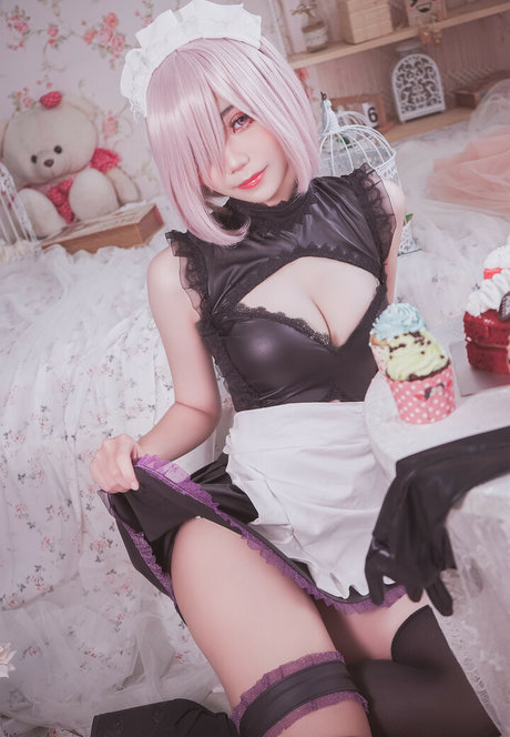 Miinmeow nude pornstar pictures