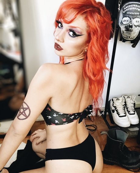 Sweetemmm nude pornstar images