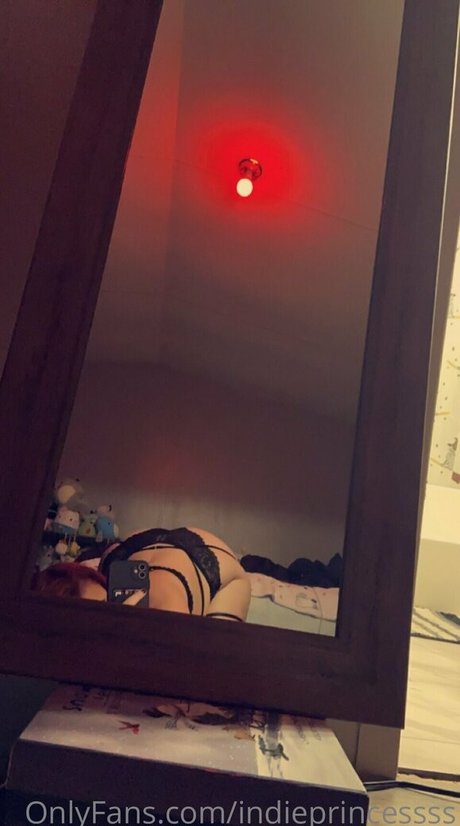 indieprincessss model free picture