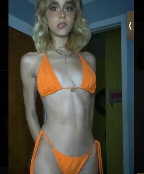 Petitegothgirl sex actress gallery