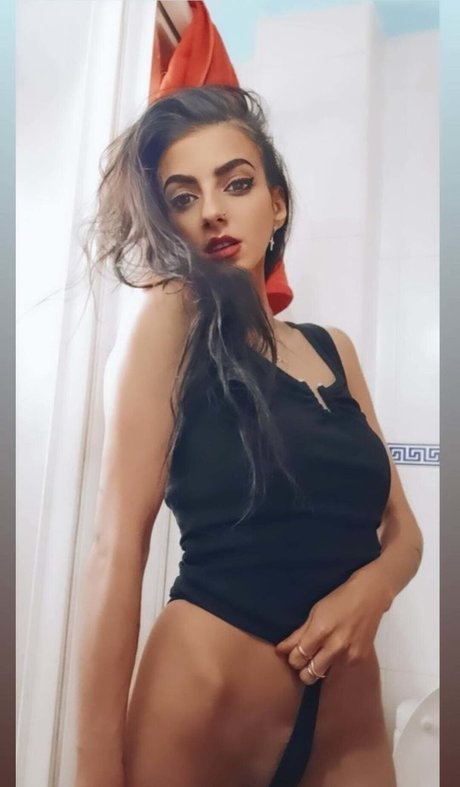 Alguien Tiene pornstar naked photos