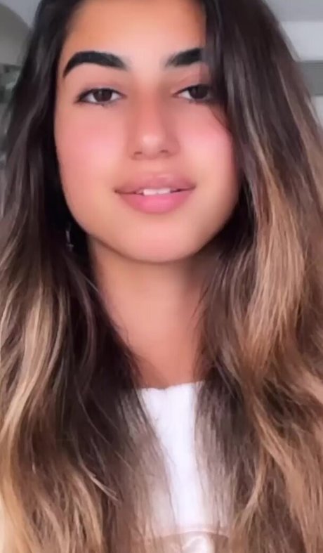 Lia Barlev model naked pictures