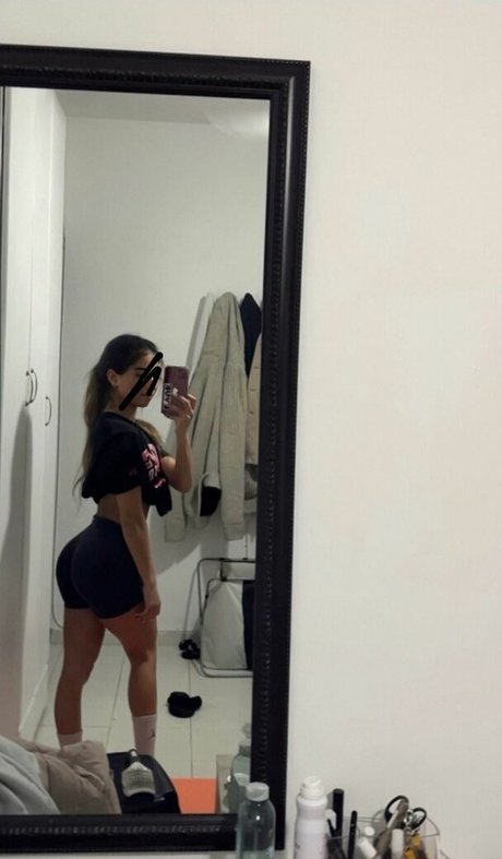 Lia Barlev pornographic model pictures