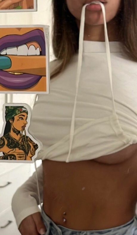 Lia Barlev hot actress picture