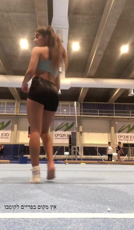 Lia Barlev hd actress pictures