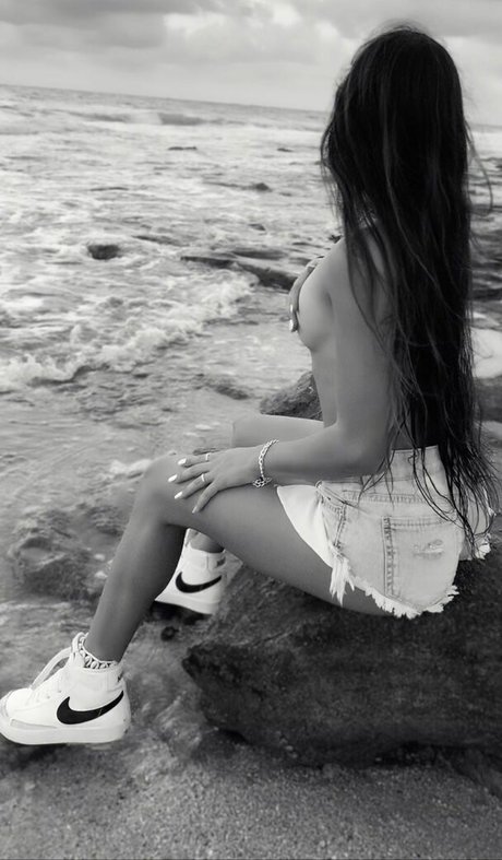 Lia Barlev erotic star pic