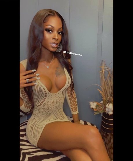 Erotica Vanderlei porn actress img