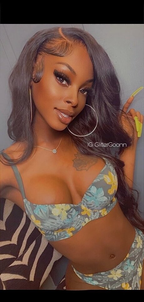 Erotica Vanderlei free pornstar img